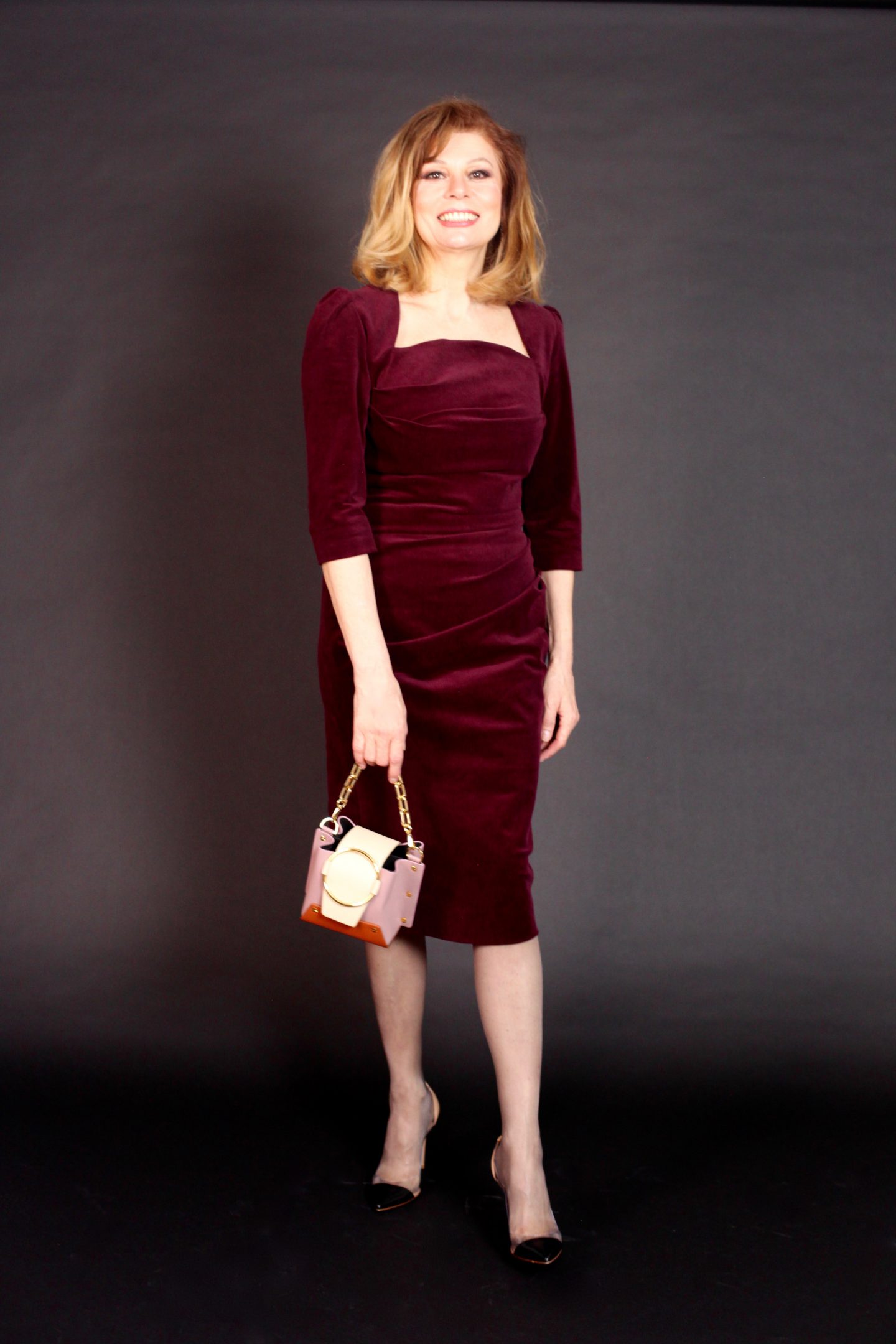 ATTRACTIVE VINTAGE STYLE VELVET DRESS