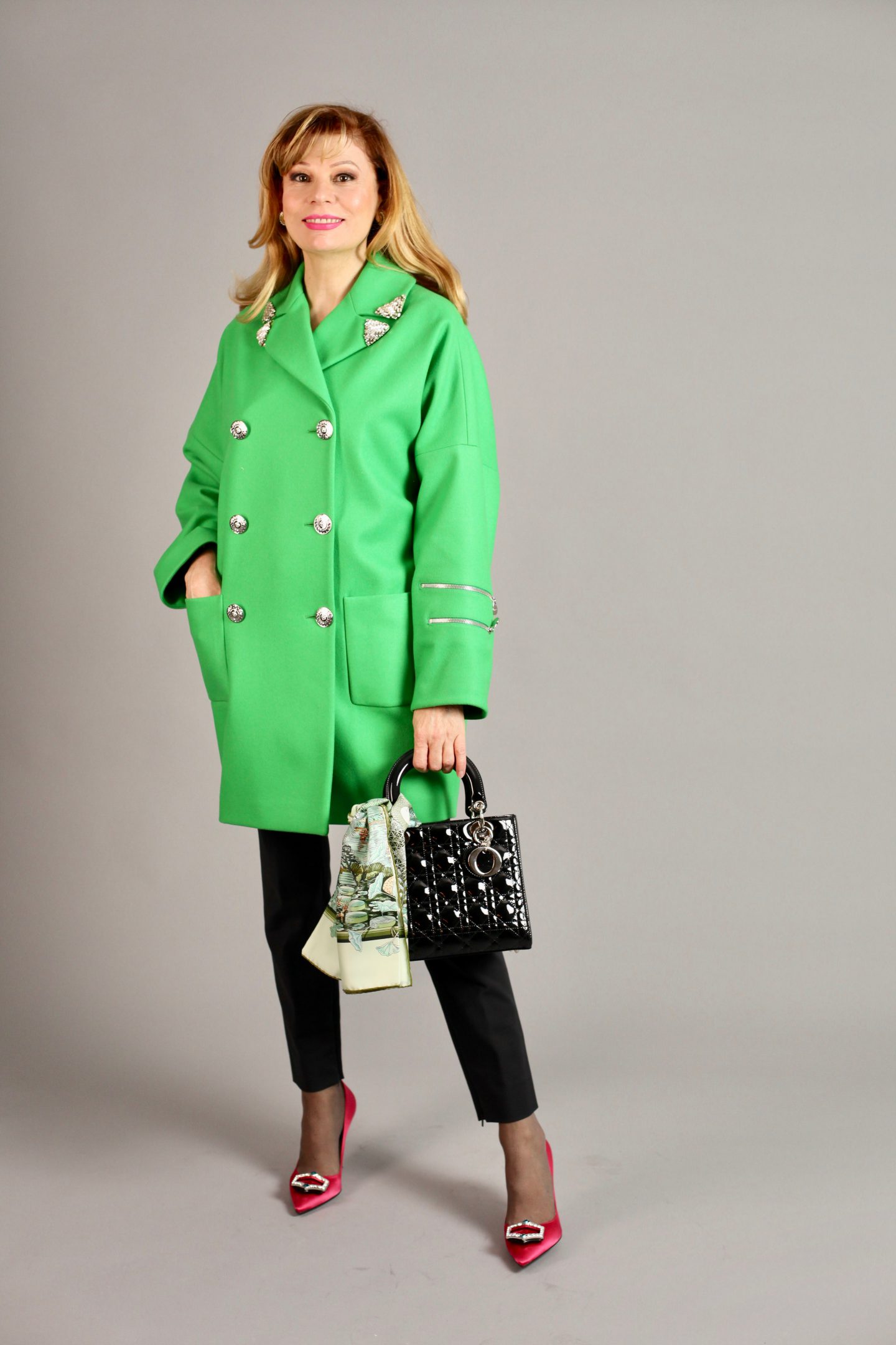 THE ABSOLUTELY FABULOUS GREEN FROCK COAT